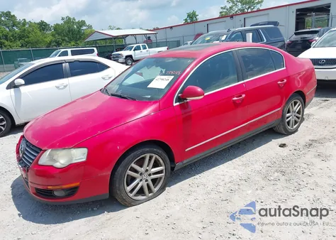 2008 Volkswagen Passat Lux from USA, damaged, VIN WVWEK73C18E205811
